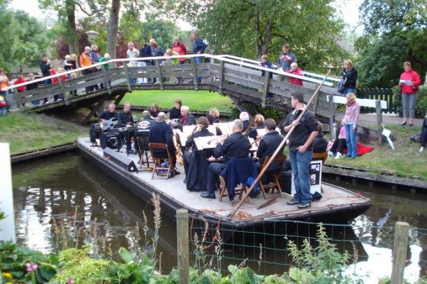 giethoorn-11-620x413.jpg