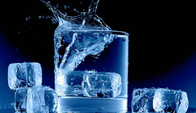 Soğuk su kalp krizi riski yaratabiliyor - Son dakika sağlık haberleri – Sözcü